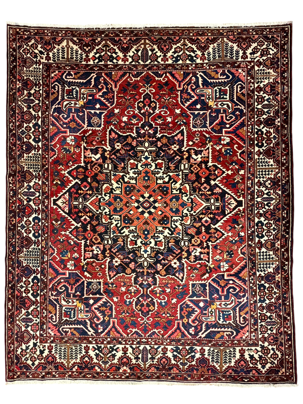 BAKHTIARI-E 3.90m x 3.10m