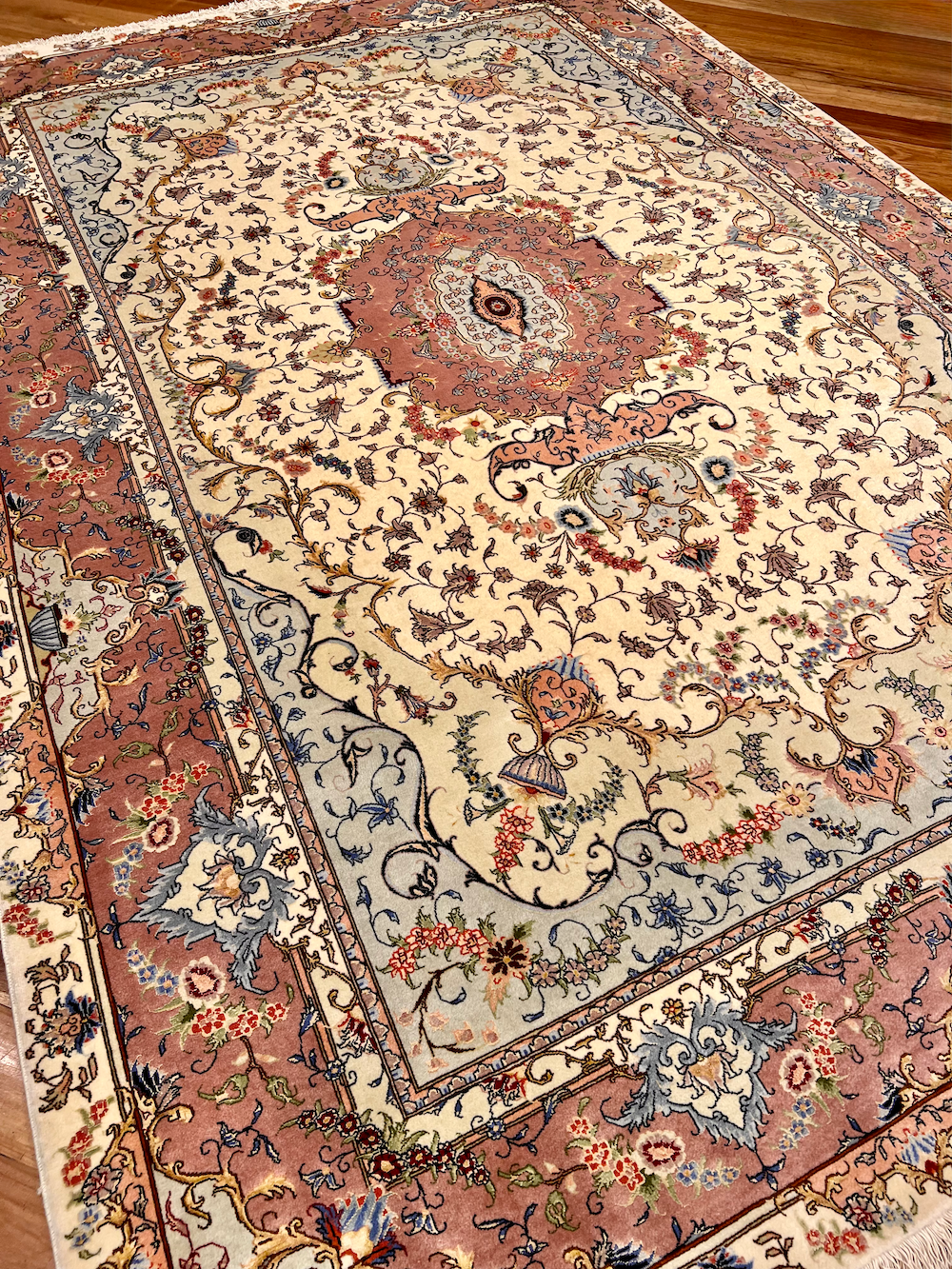 TABRIZ-B 2.91m X 2.01m