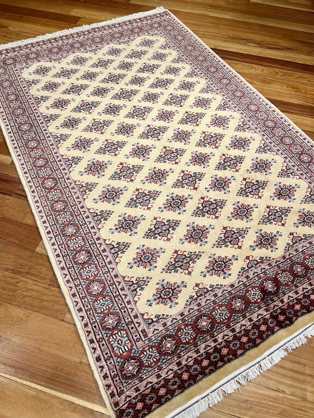BOKHARA-A 2.59m x 1.60m