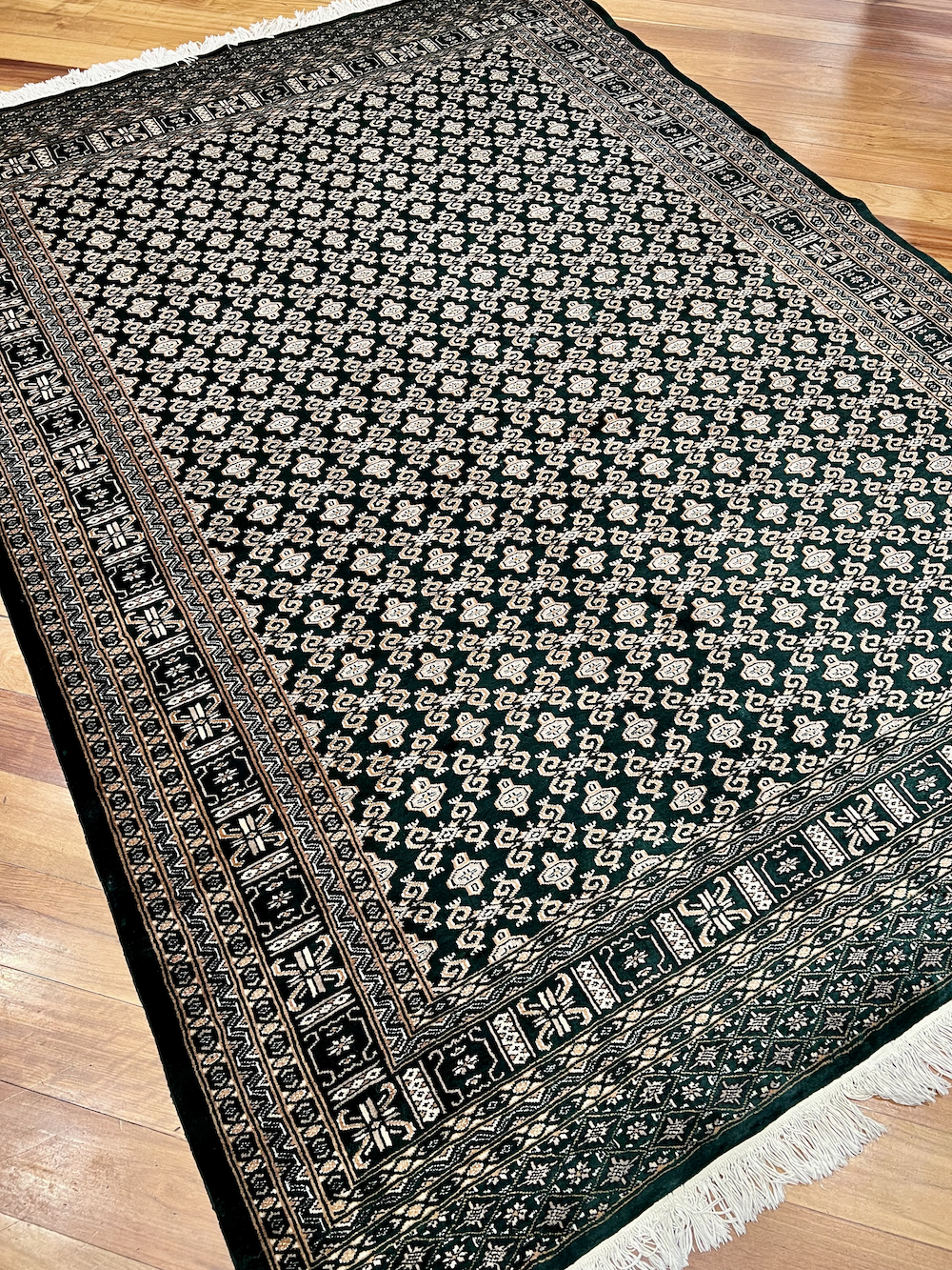 BOKHARA-E 2.70m x 1.95m