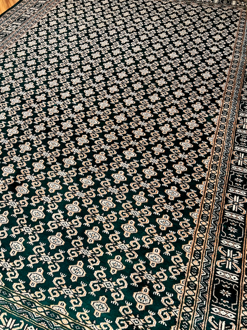 BOKHARA-E 2.70m x 1.95m