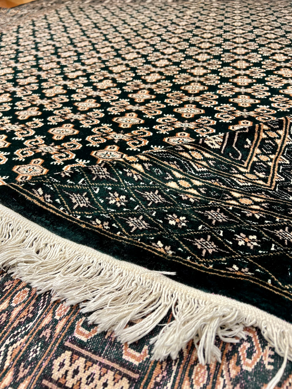 BOKHARA-E 2.70m x 1.95m