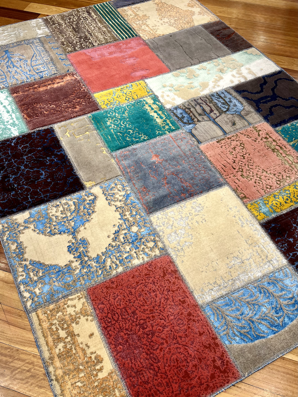 PATCHWORK-A 2.45m x 1.78m