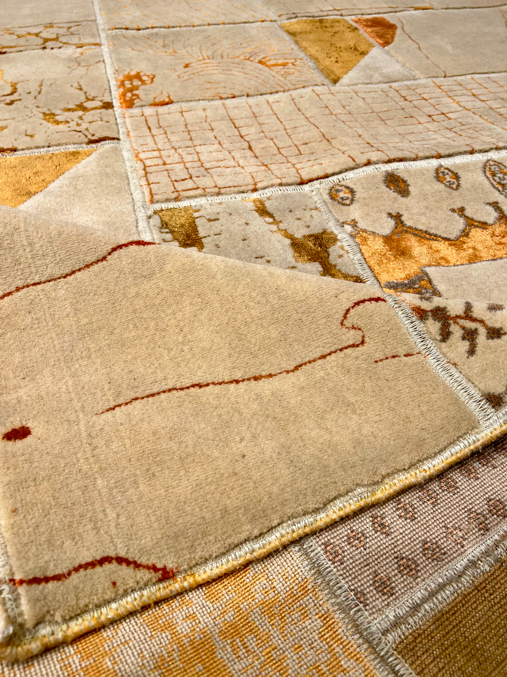 PATCHWORK-D 2.43m x 1.72m