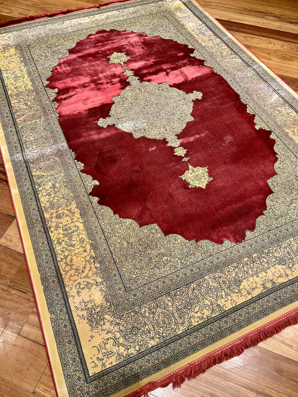 ANCIENT-H 2.25m x 1.50m