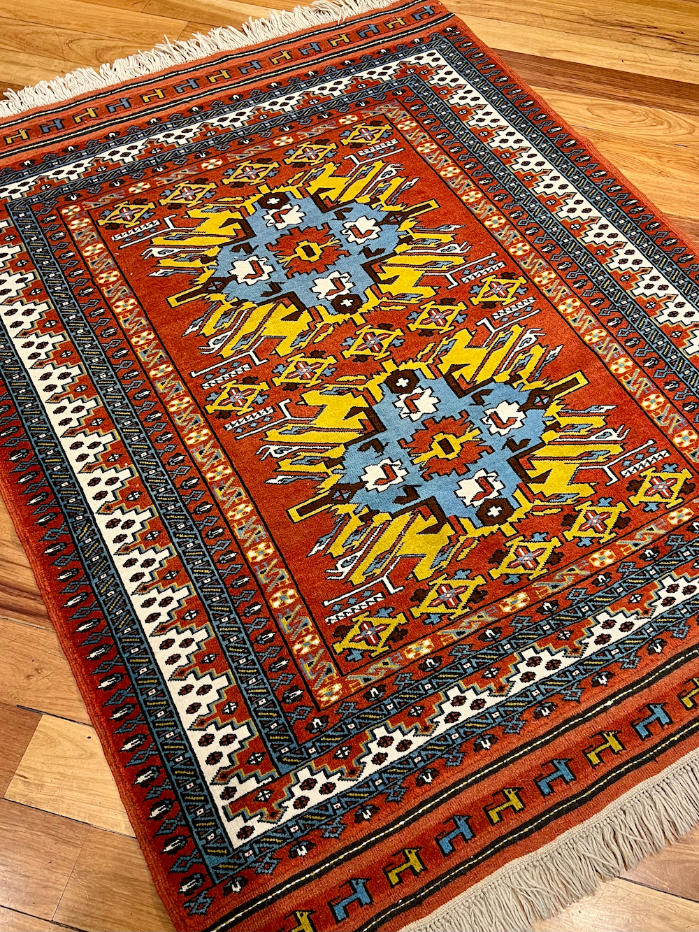 AFSHARI-A 1.80m x 1.40m