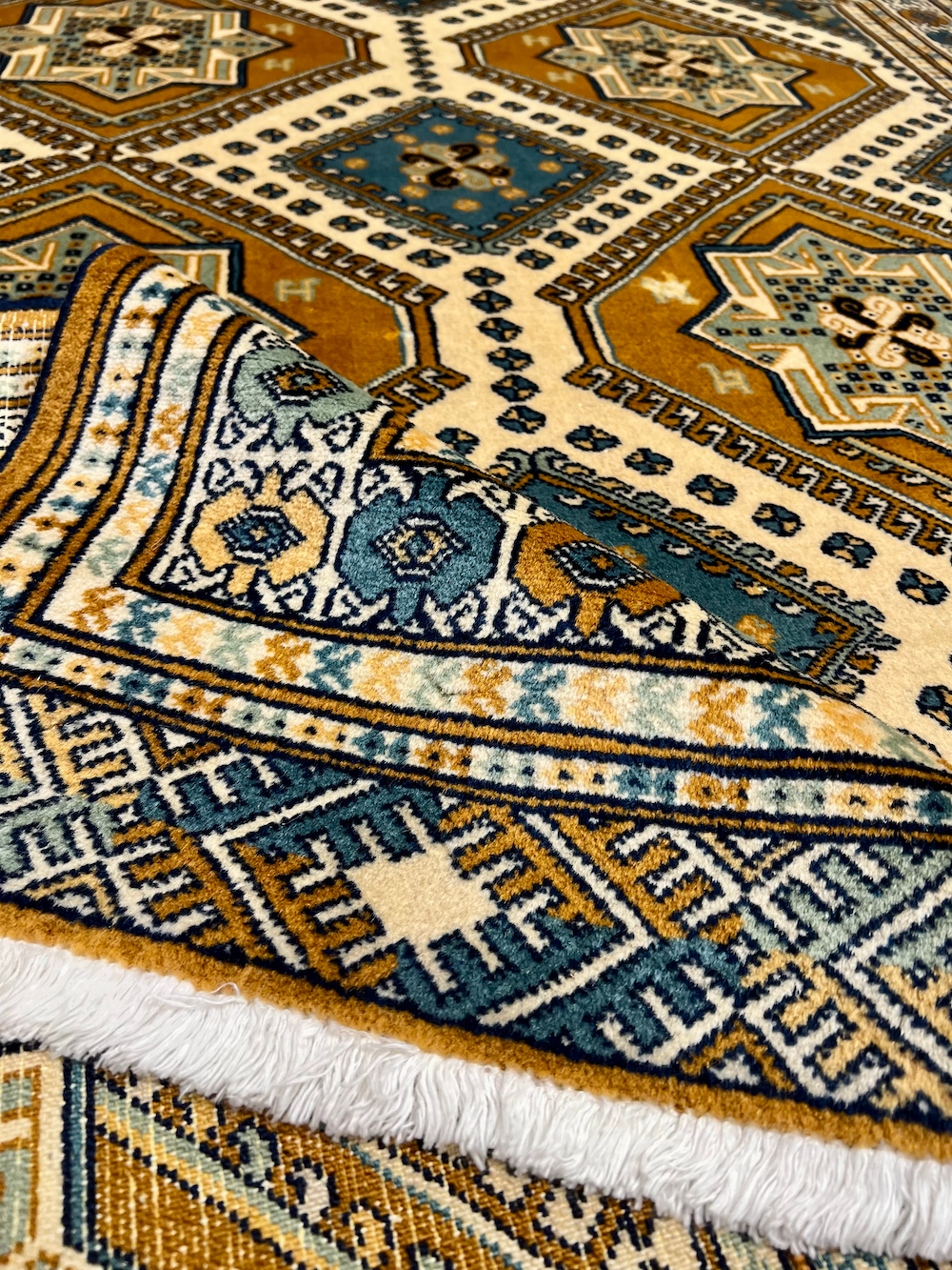 BOKHARA-F 1.90m x 1.42m
