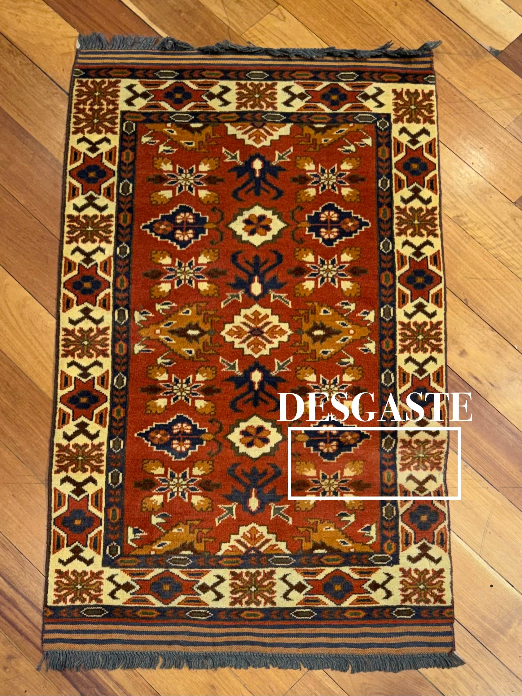 CHECHEN-I 1.30m x 0.80m (con defecto)