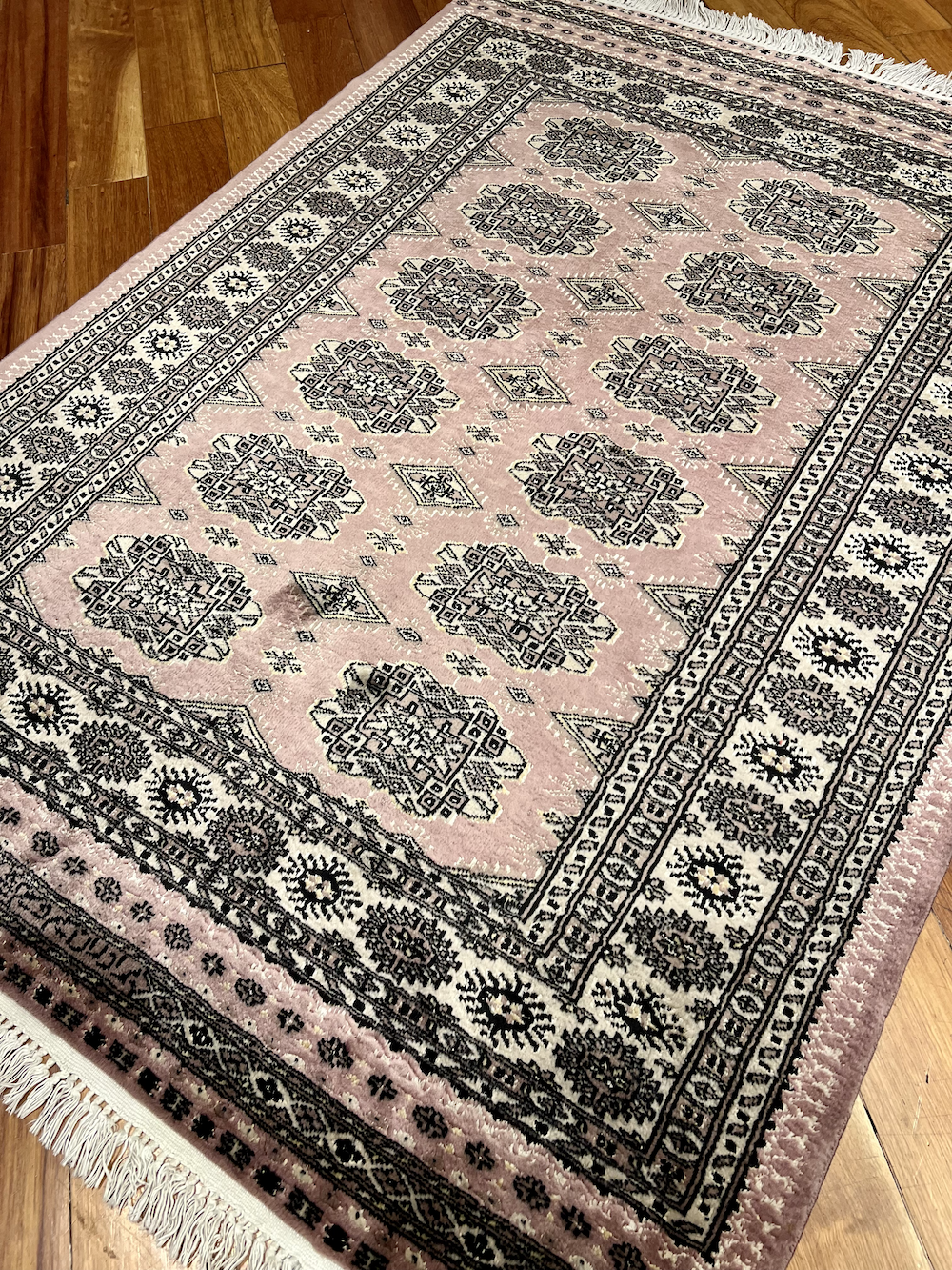 BOKHARA-H 1.70m x 1.23m