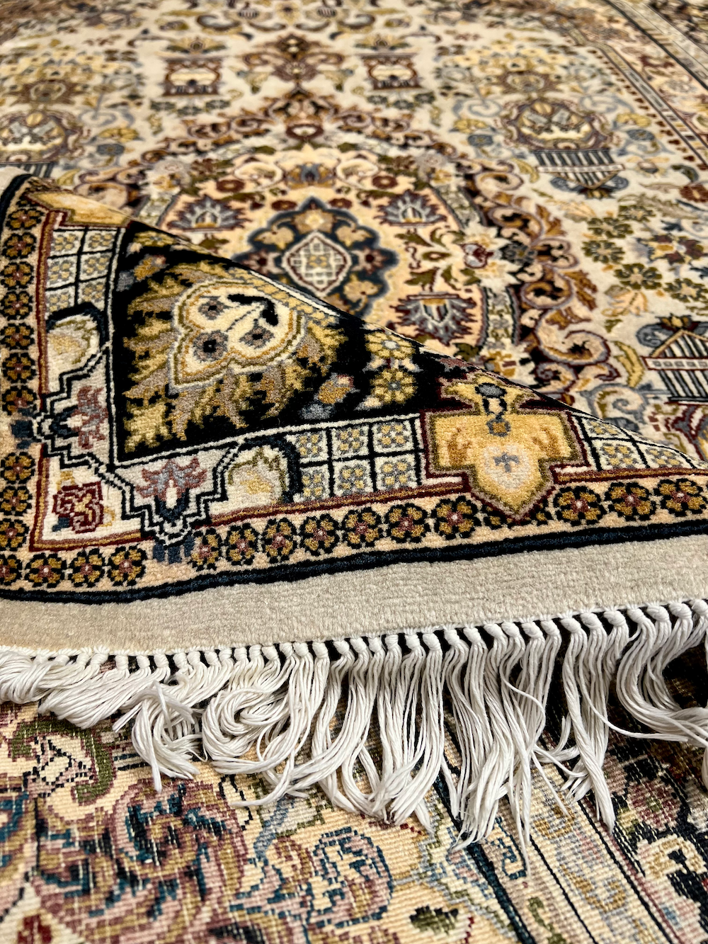 COLECCIÓN ABBASI-D 1.85m X 1.25m