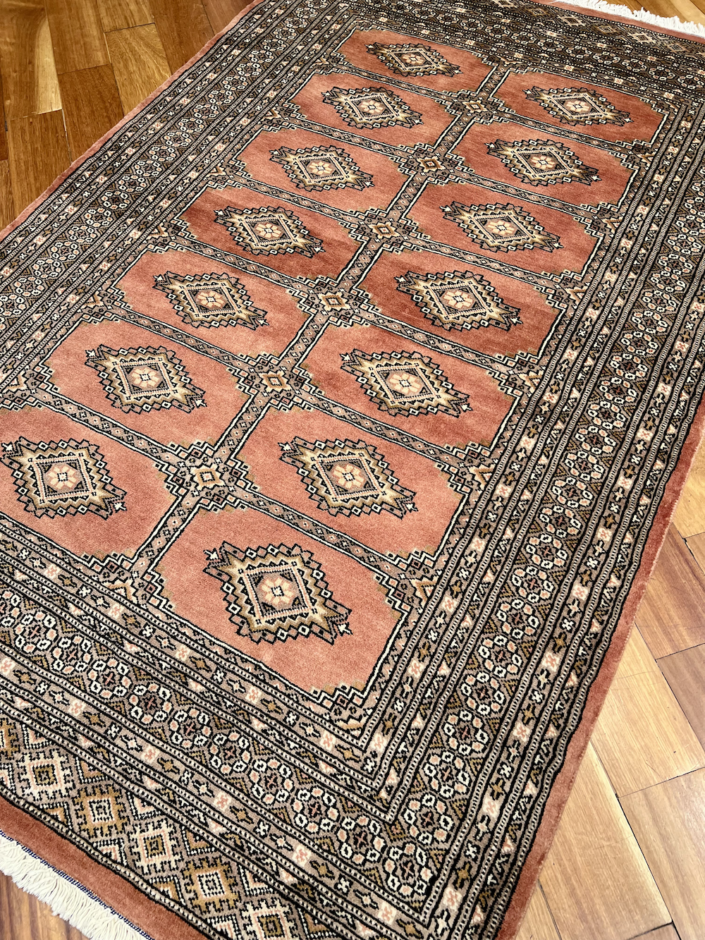 BOKHARA-J 1.90m x 1.24m