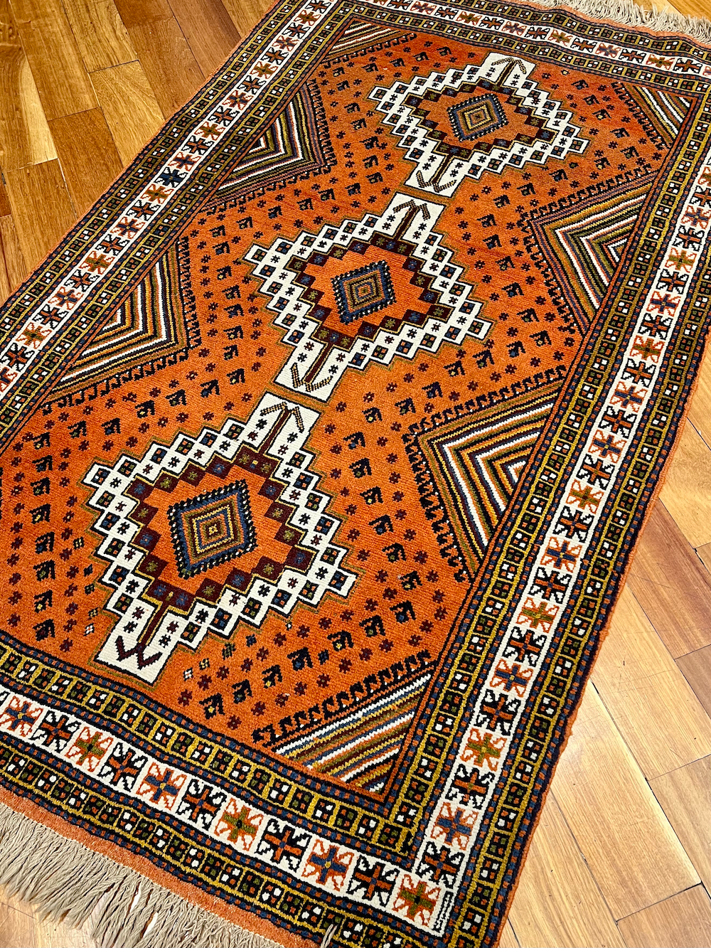 AFSHARI-I 1.96m x 1.15m