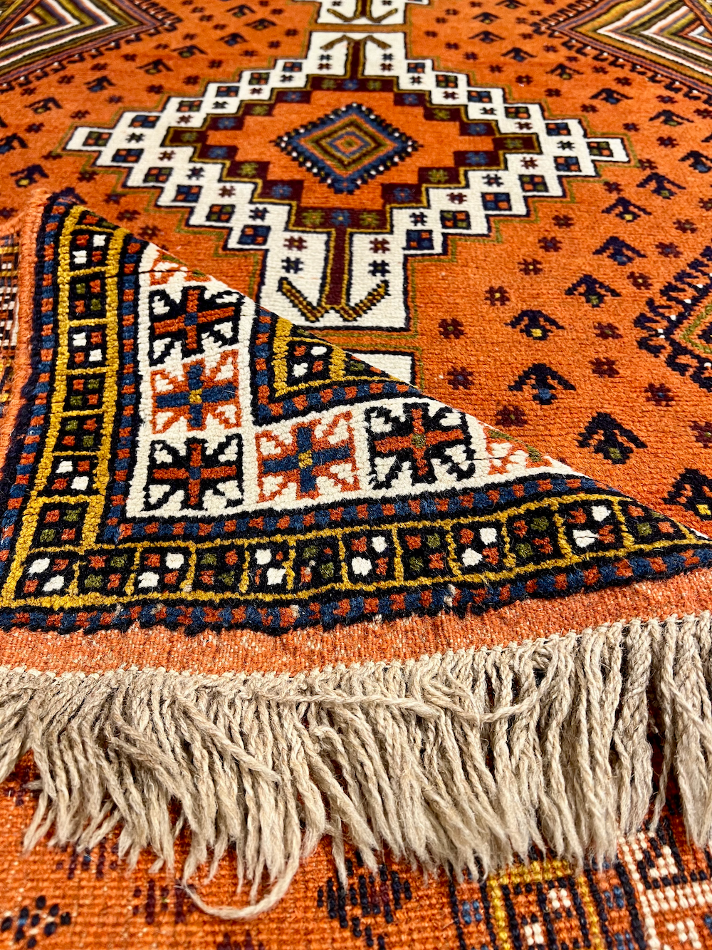 AFSHARI-I 1.96m x 1.15m