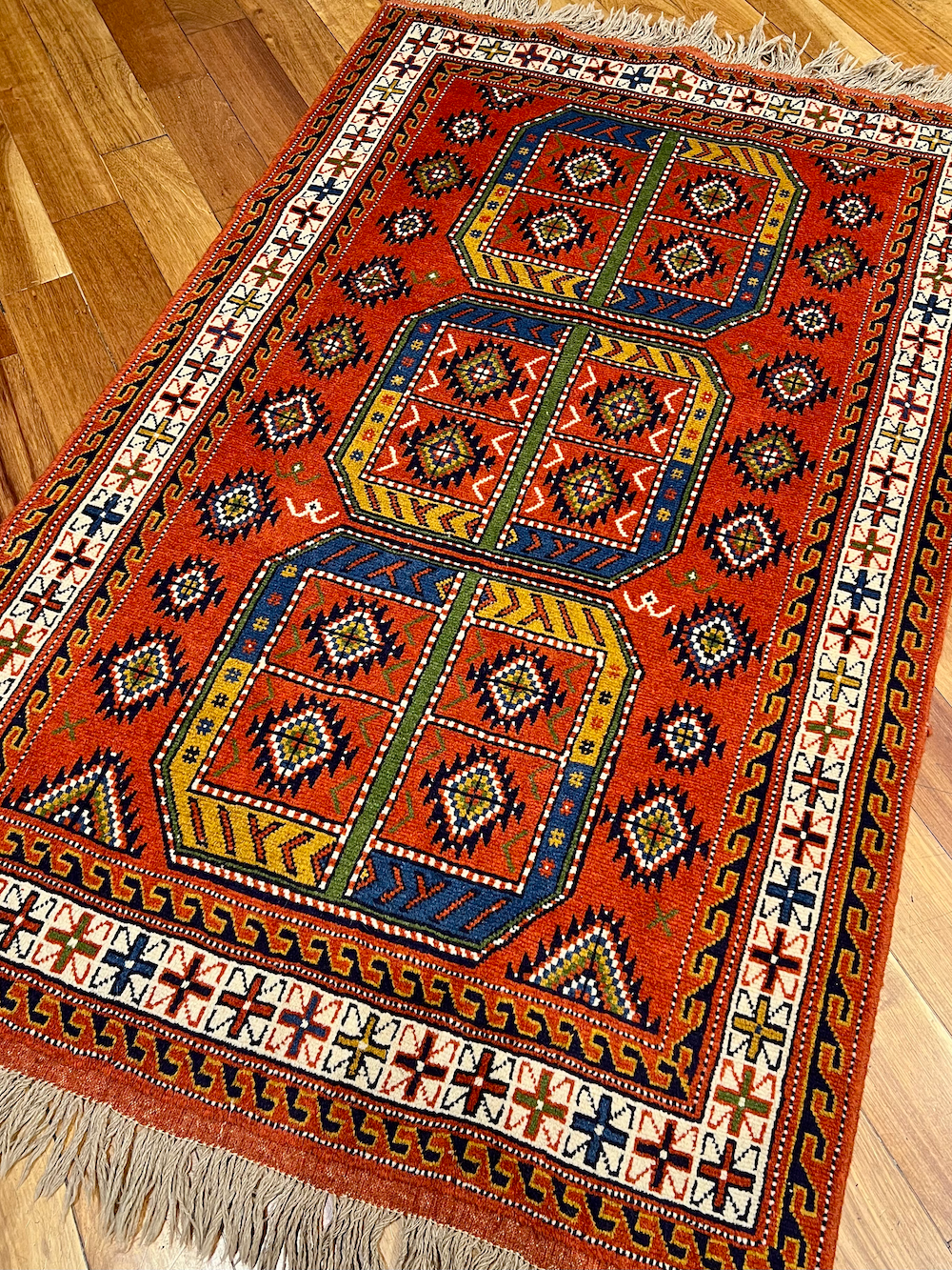 AFSHARI-M 1.90m x 1.18m