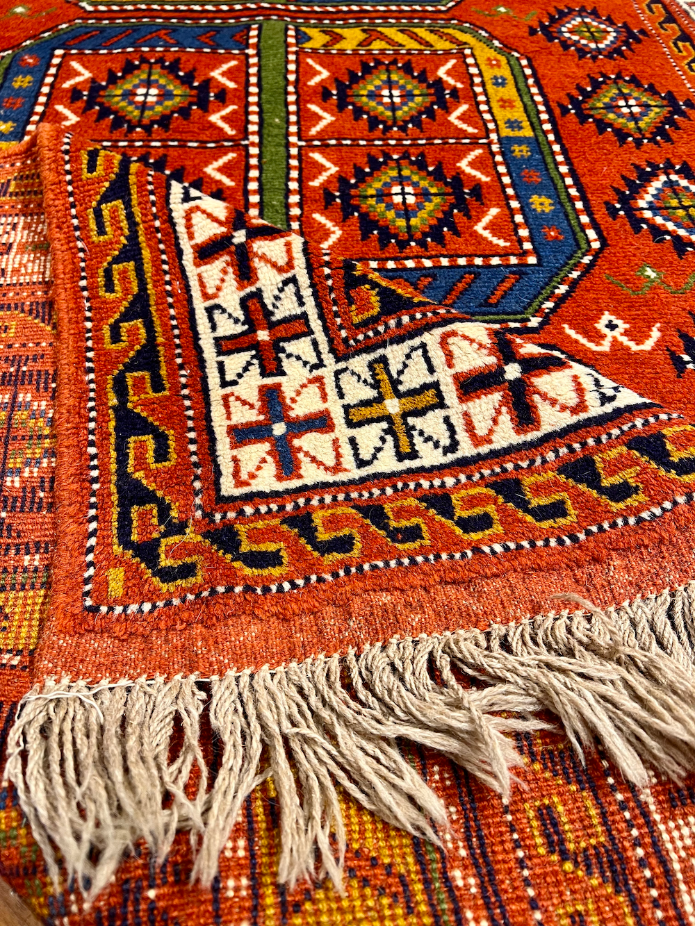AFSHARI-M 1.90m x 1.18m