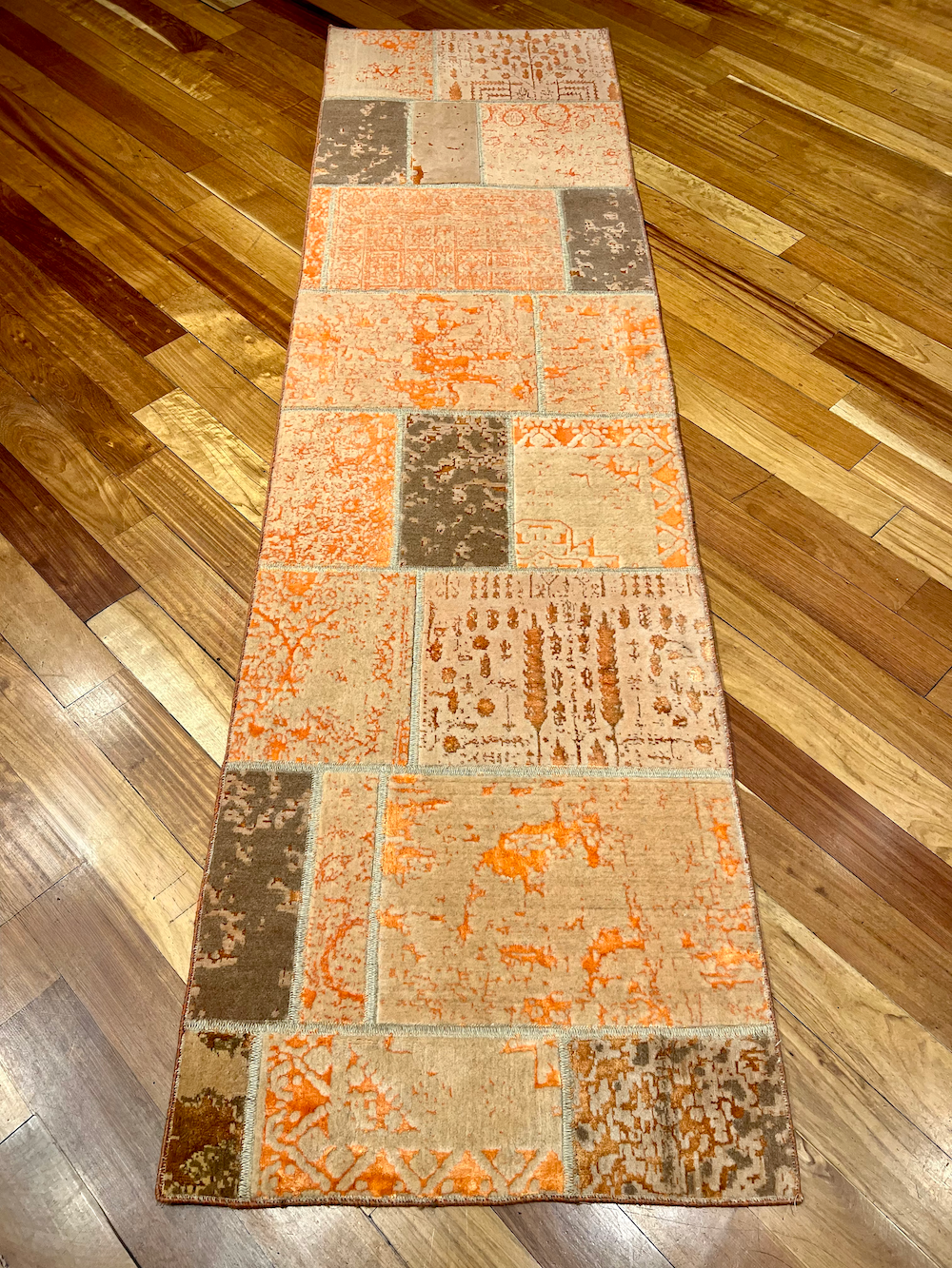 PATCHWORK-H 3.09m x 0.84m
