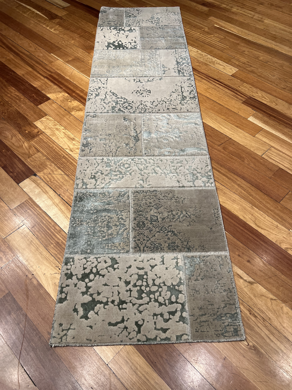 PATCHWORK-I 3.14m x 0.82m