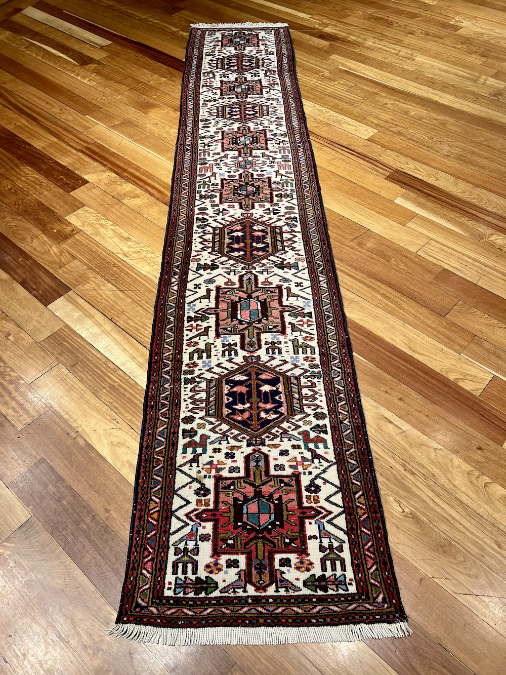 HERIZ-E  3.75m x 0.70m