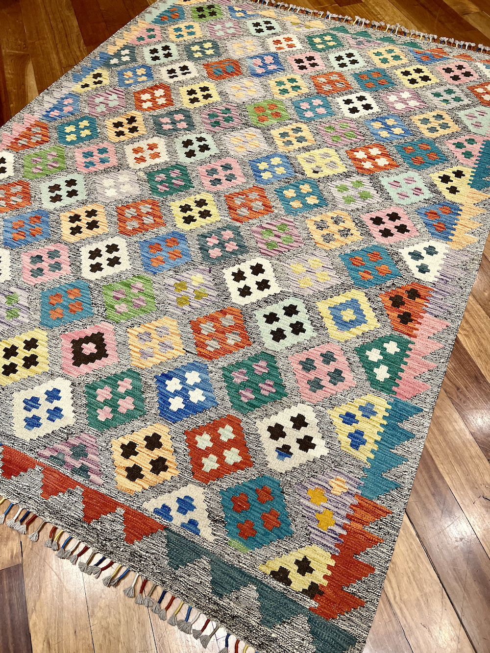 KILIM MEIMENEH-G 2.38m x 1.74m