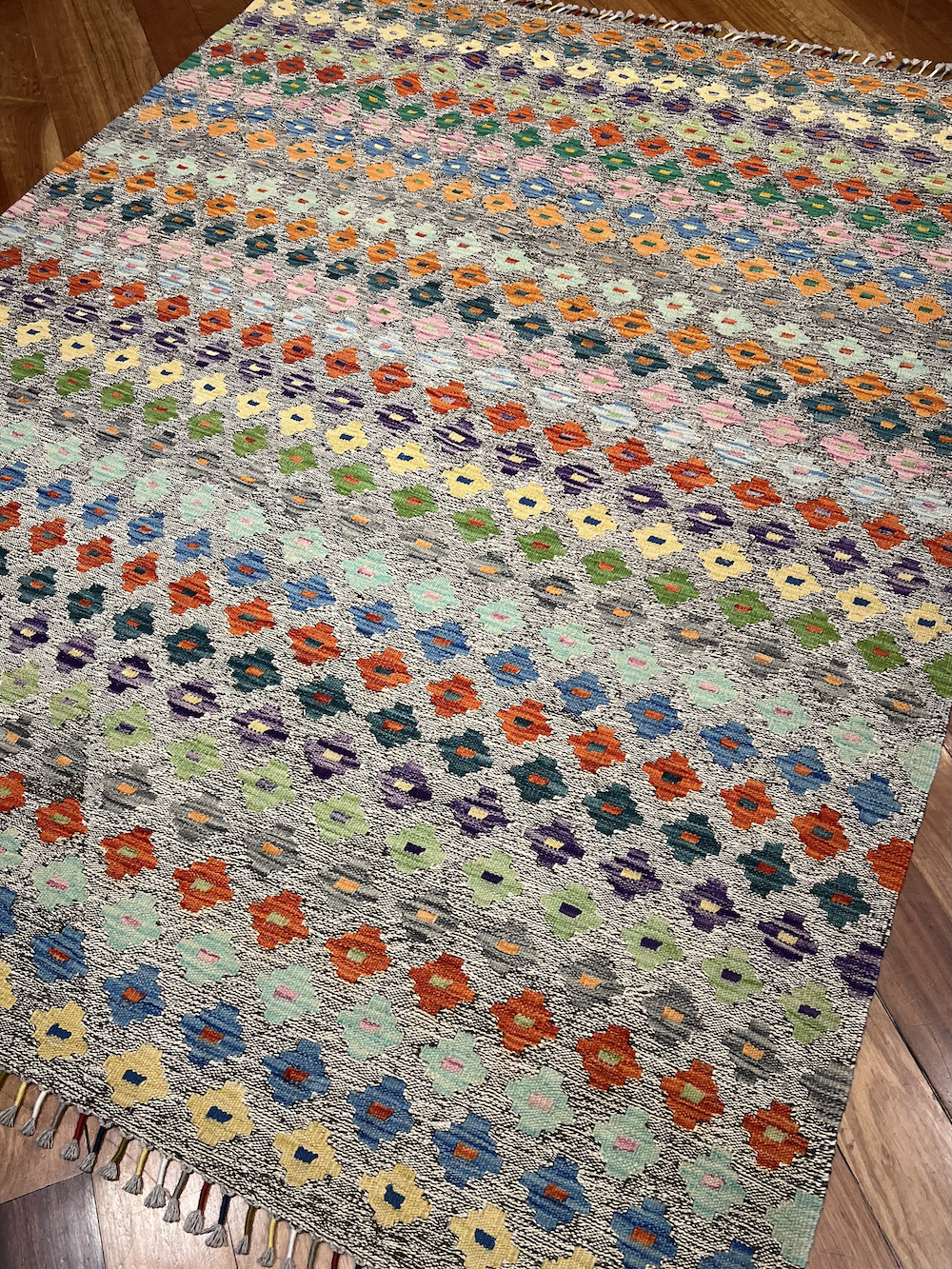 KILIM MEIMENEH-M 2.35m x 1.79m