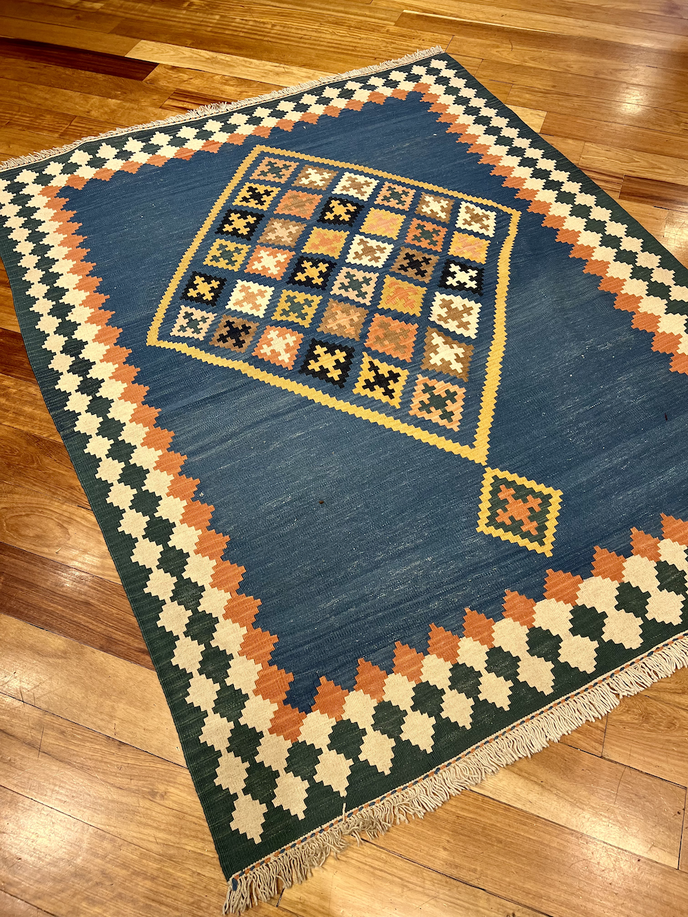KILIM ARDEBIL-AU 1.90m x 1.50m