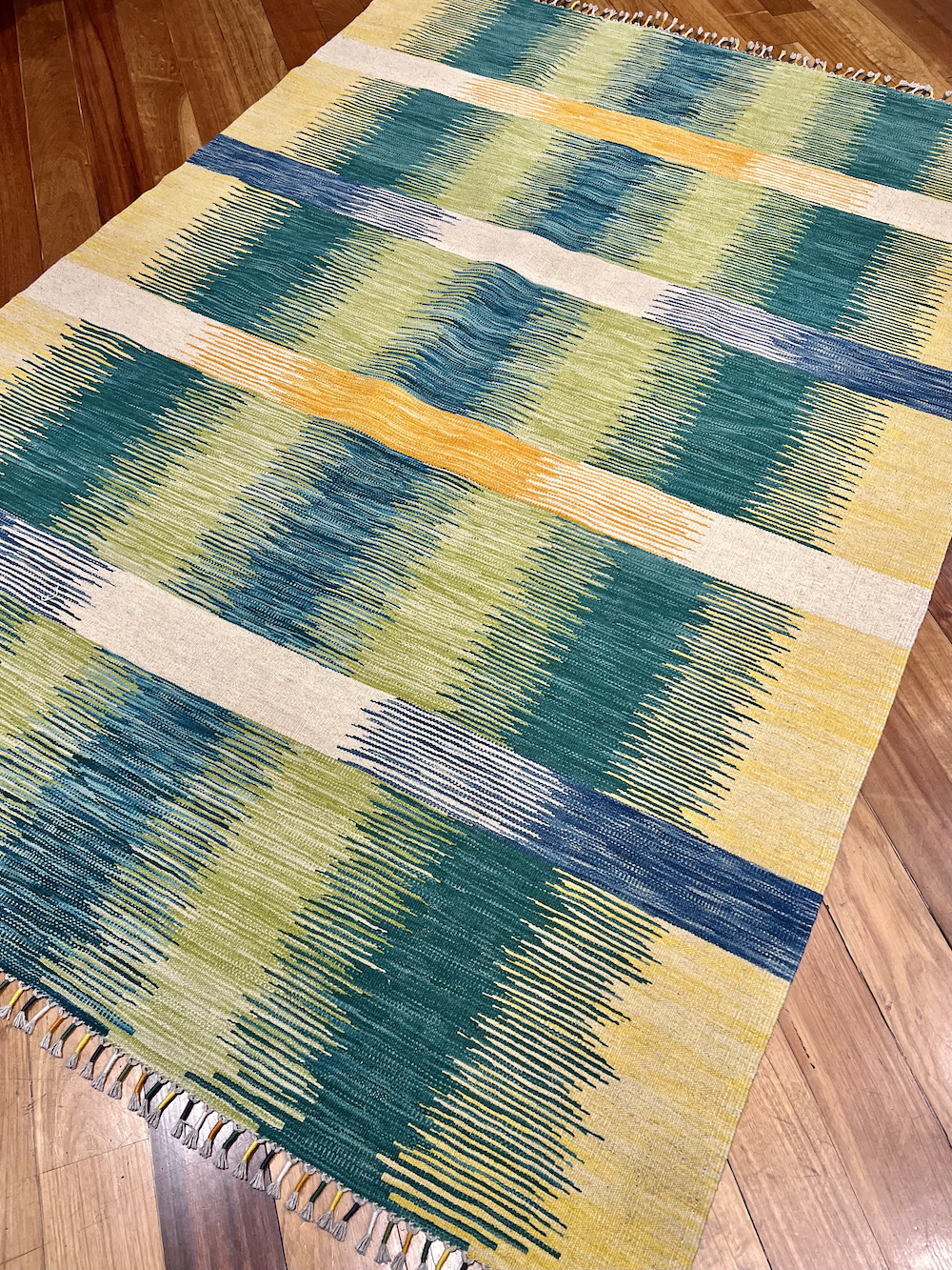KILIM MEIMENEH-A3 2.49m x 1.70m