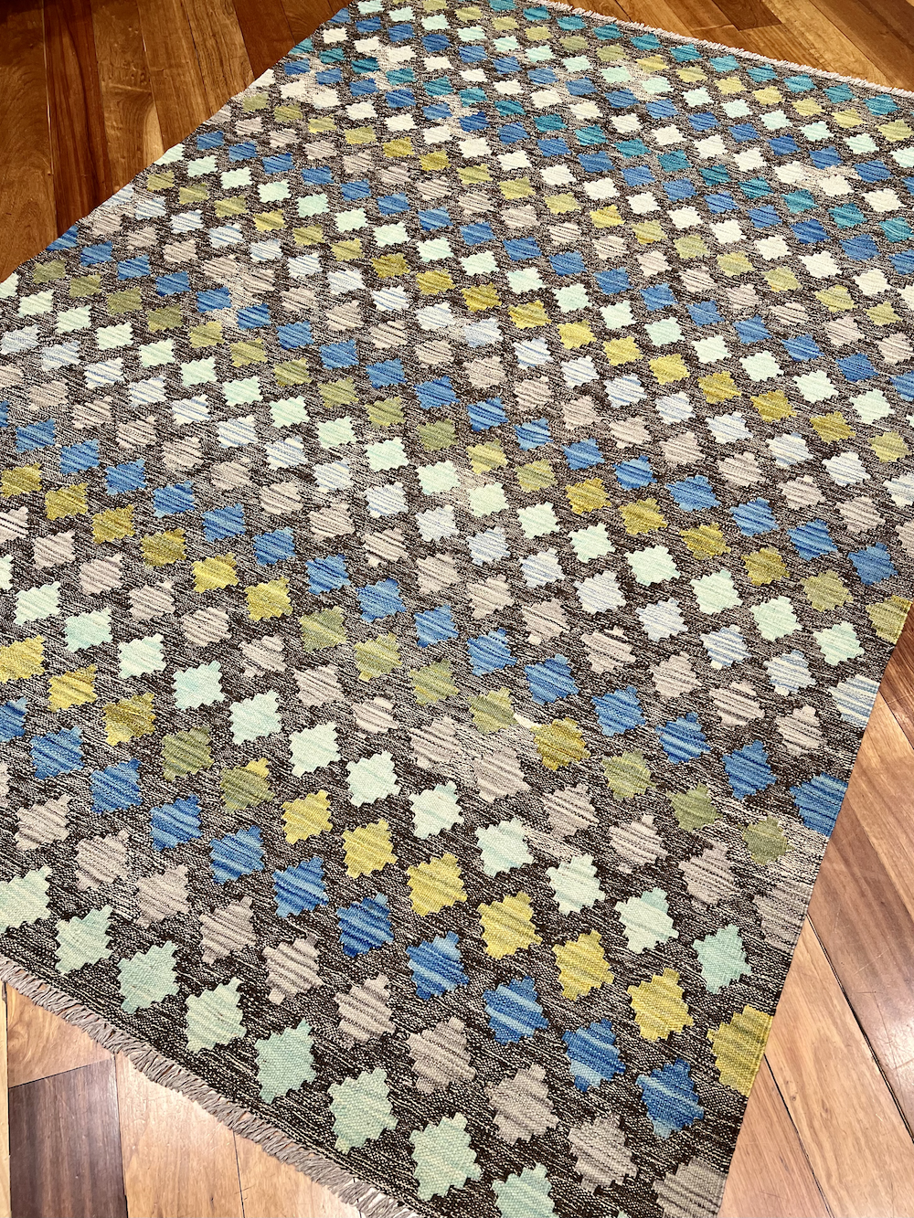 KILIM MEIMENEH-A6 2.43m x 1.74m