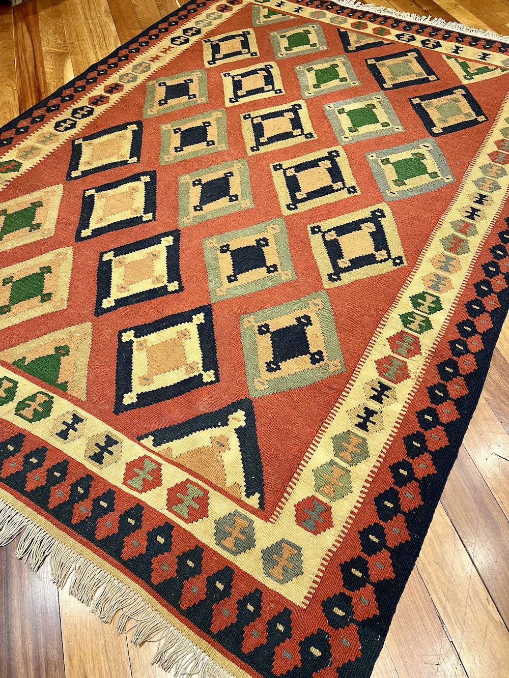 KILIM ARDEBIL-E2 2.85m x 1.96m