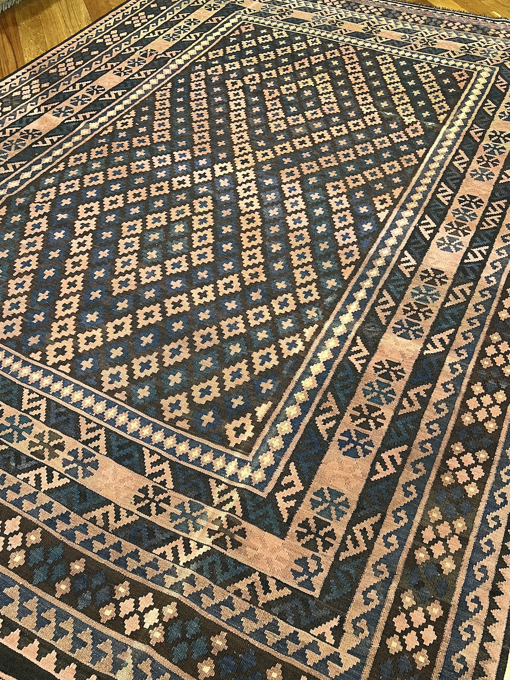 KILIM MEIMENEH-E9 3.20m x 2.50m
