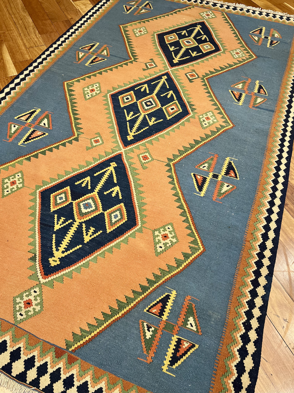 KILIM ARDEBIL-E4 2.85m x 1.65m