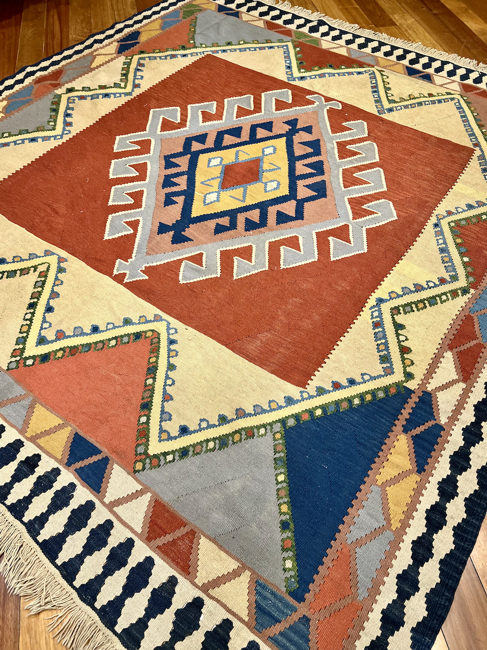 KILIM ARDEBIL-H2 2.61m x 2.45m