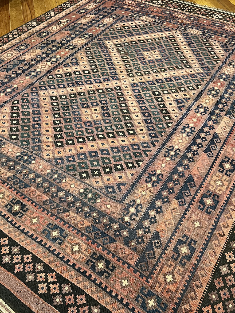 KILIM MEIMENEH-J5 3.33m x 2.53m