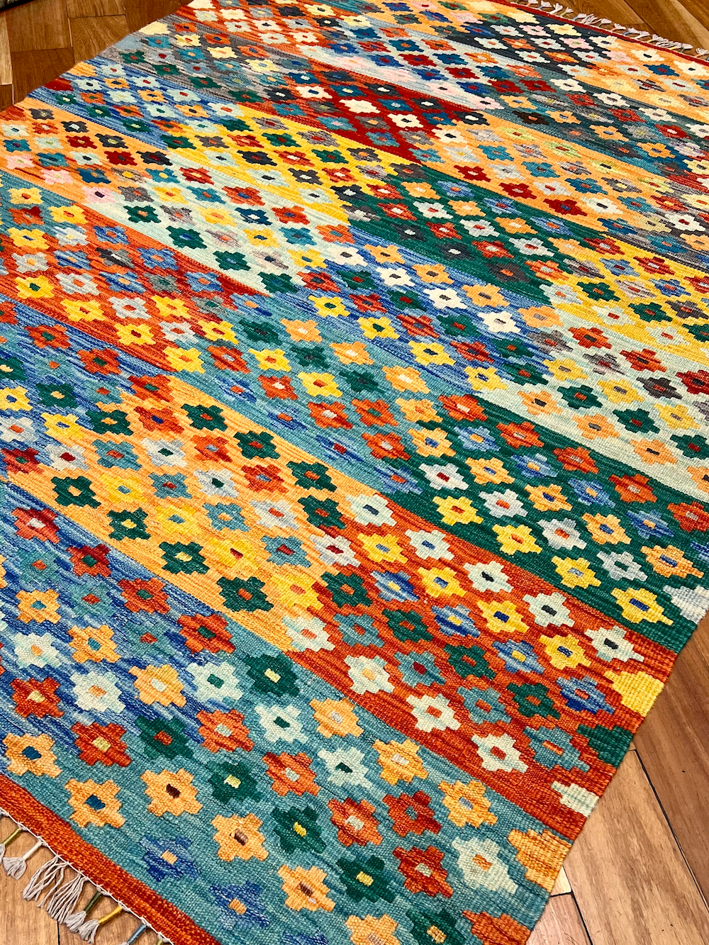 KILIM MEIMENEH-J9 1.95m x 1.45m
