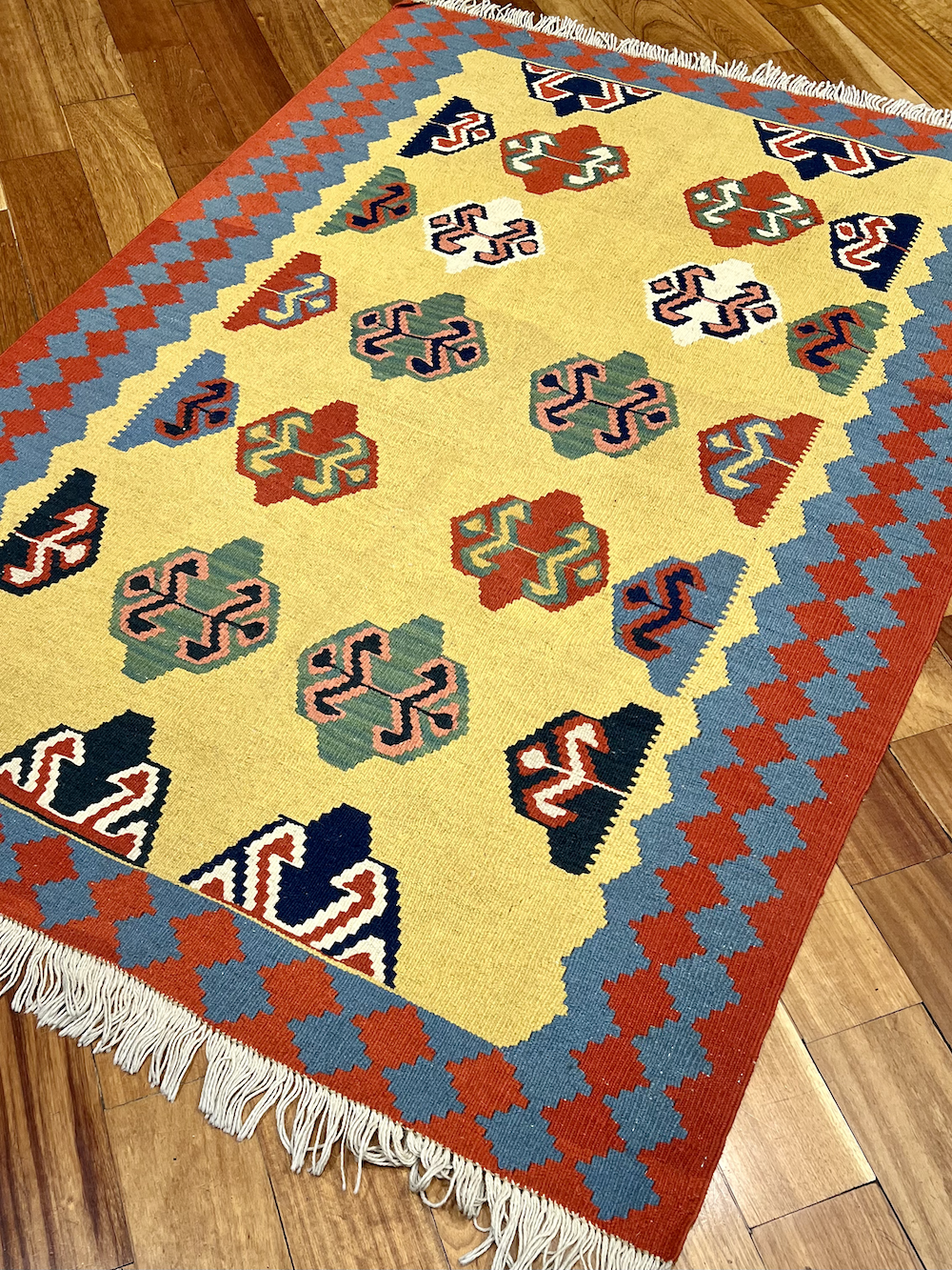KILIM ARDEBIL-O4 1.80m x 1.22m