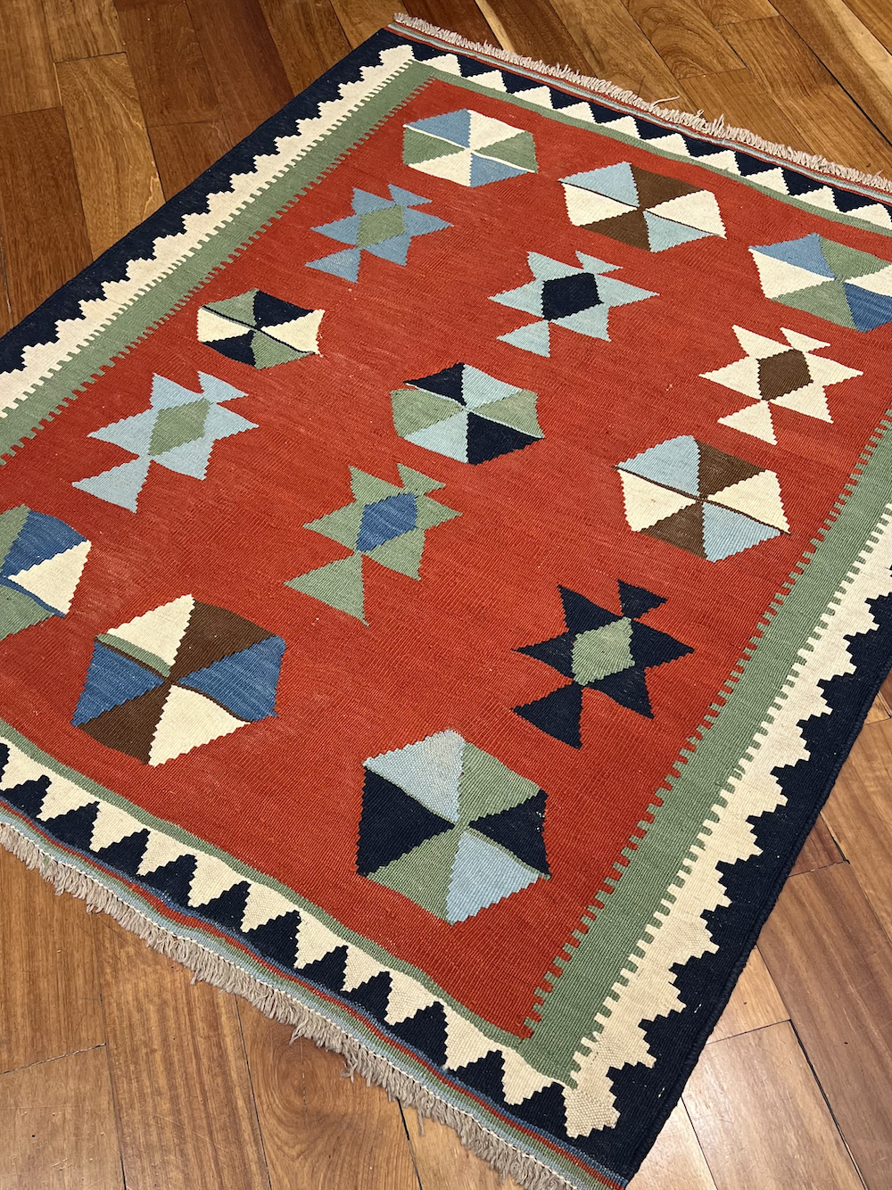 KILIM ARDEBIL-P5. 1.44m x 1.20m