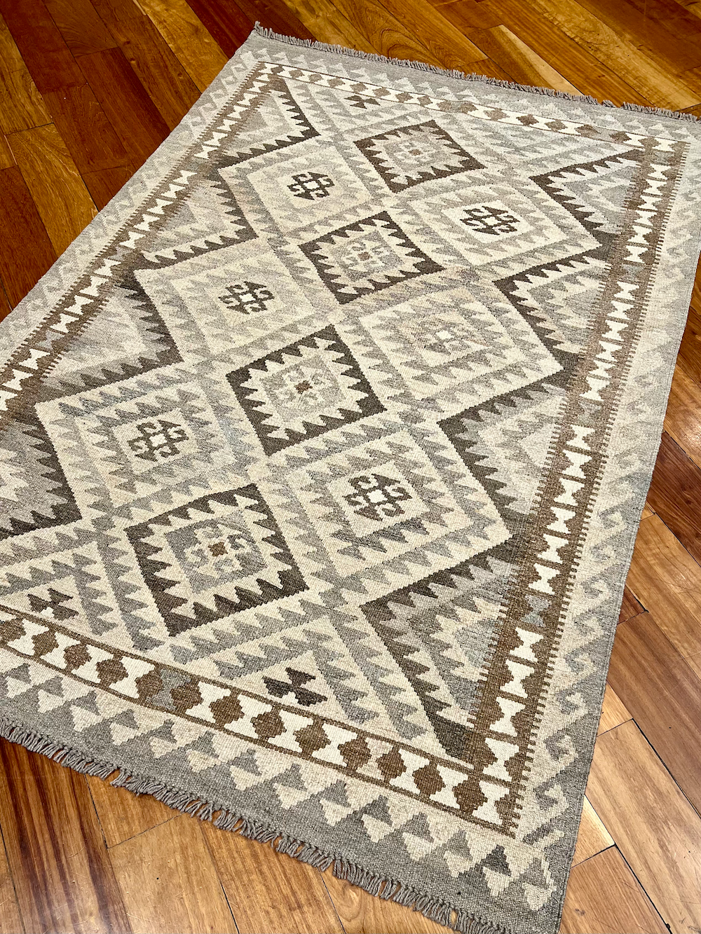 KILIM MEIMENEH-L6 1.79m x 1.23m