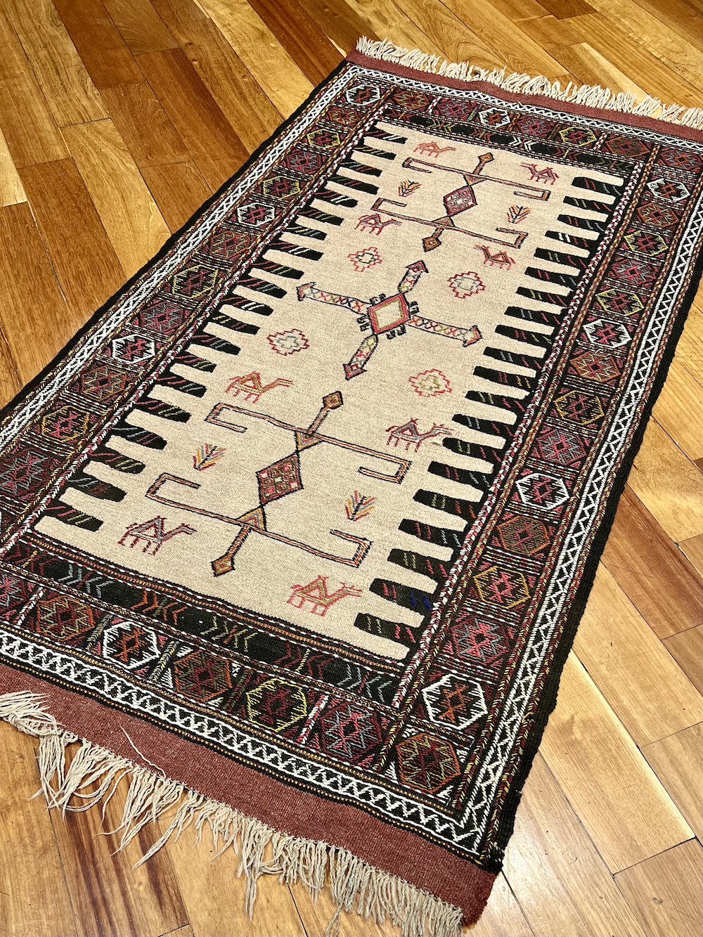 KILIM GUCHAN-E 1.95m x 1.02m