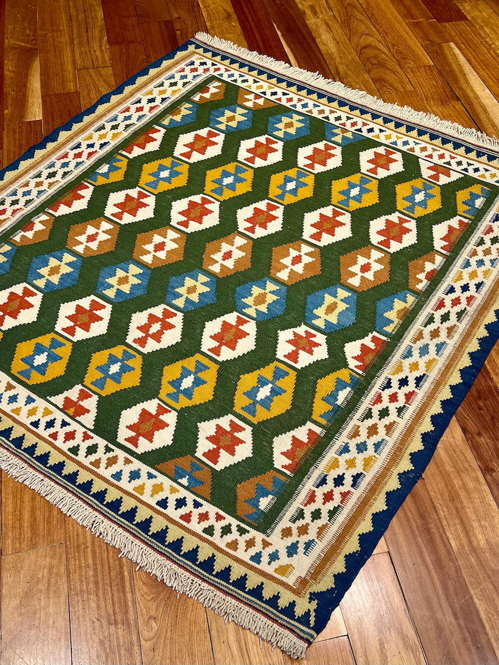 KILIM ARDEBIL-R4 1.43m x 1.25m