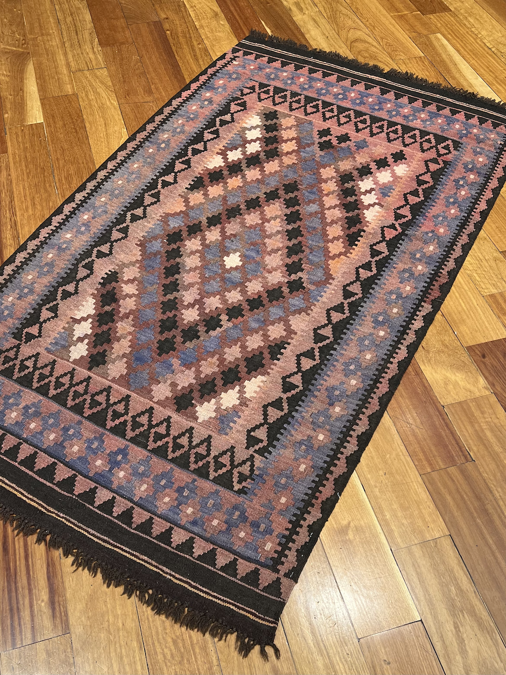 KILIM MEIMENEH-M2 1.81m x 1.05m
