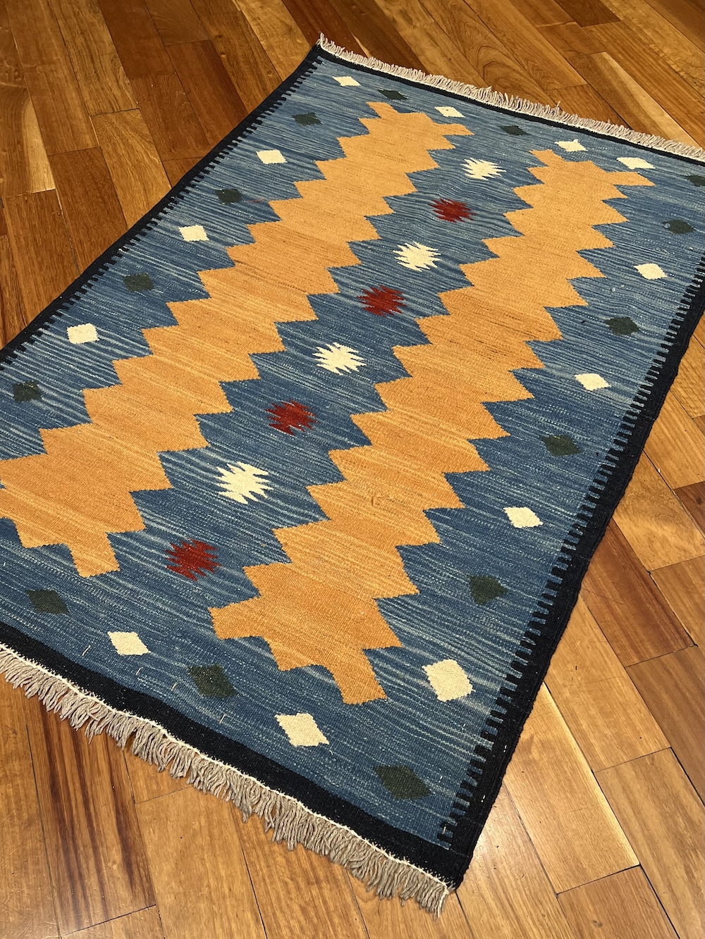 KILIM SHIRAZ-B1 1.75m x 1.15m