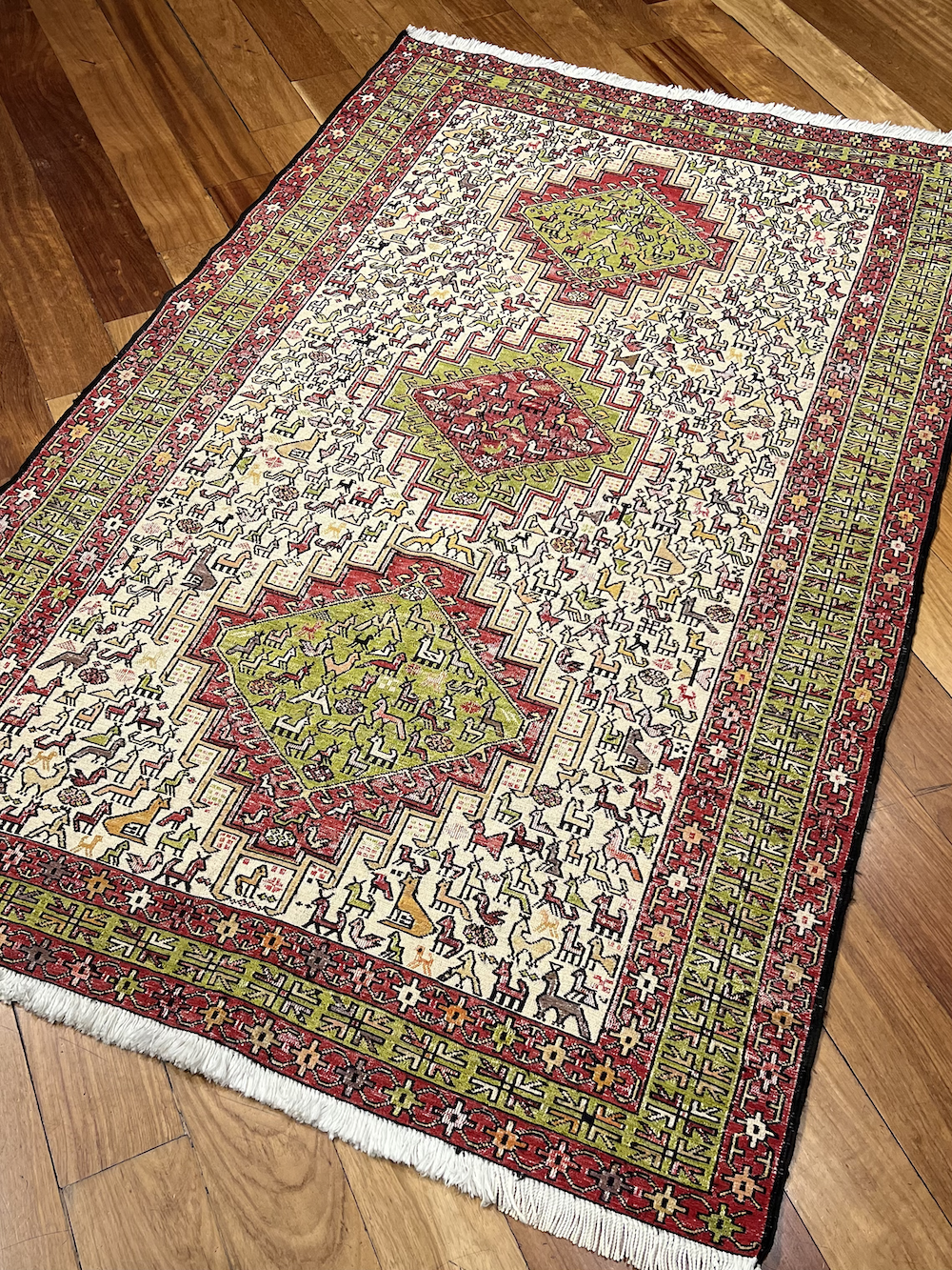 KILIM AZARI-E 1.87m x 1.12m