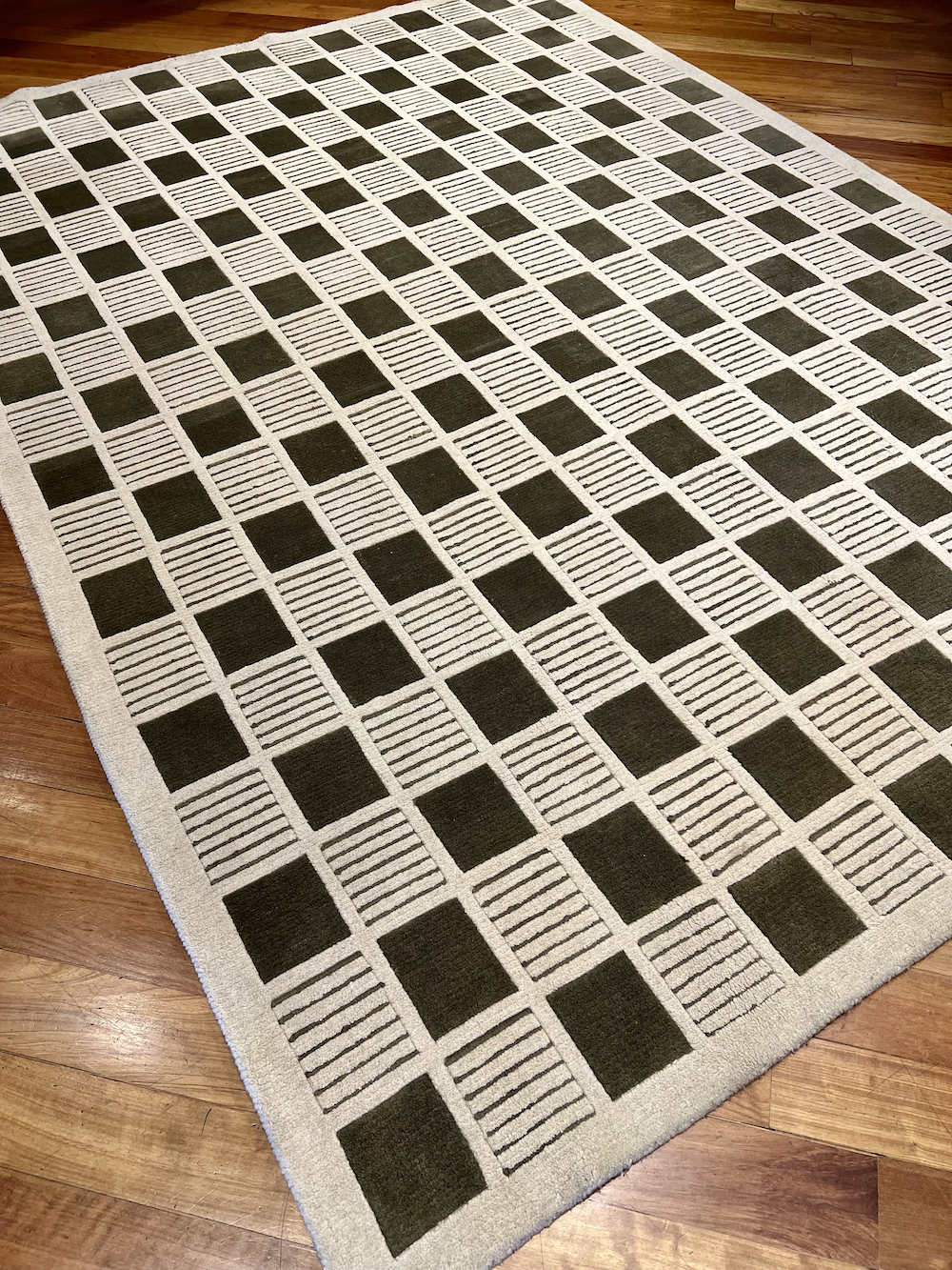 HIMALAYA-L. 3.30m x 2.30m