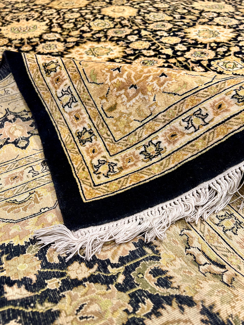 COLECCIÓN ABBASI-F 3.15m x 2.46m