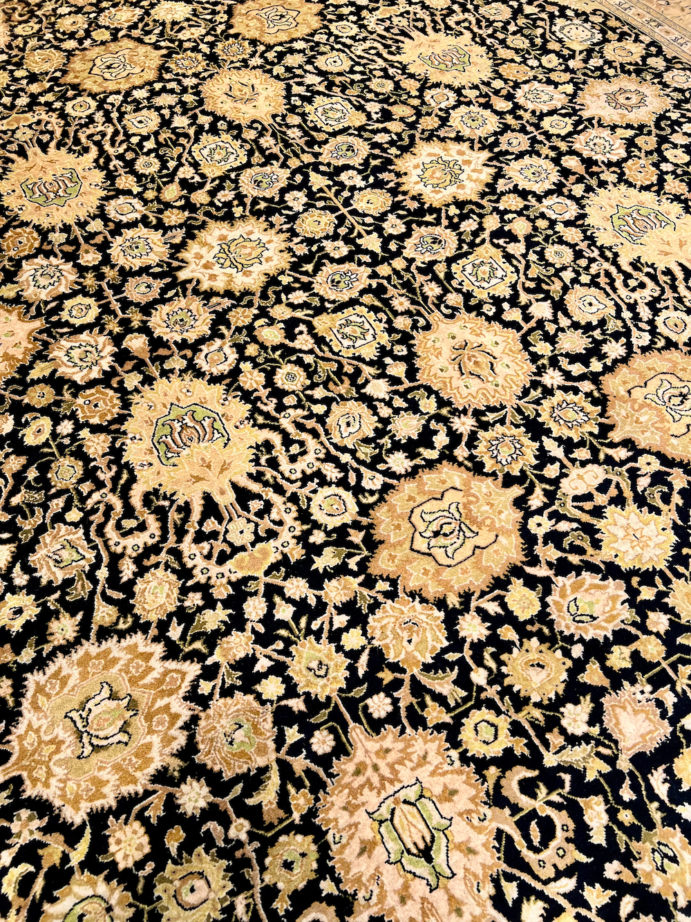 COLECCIÓN ABBASI-F 3.15m x 2.46m