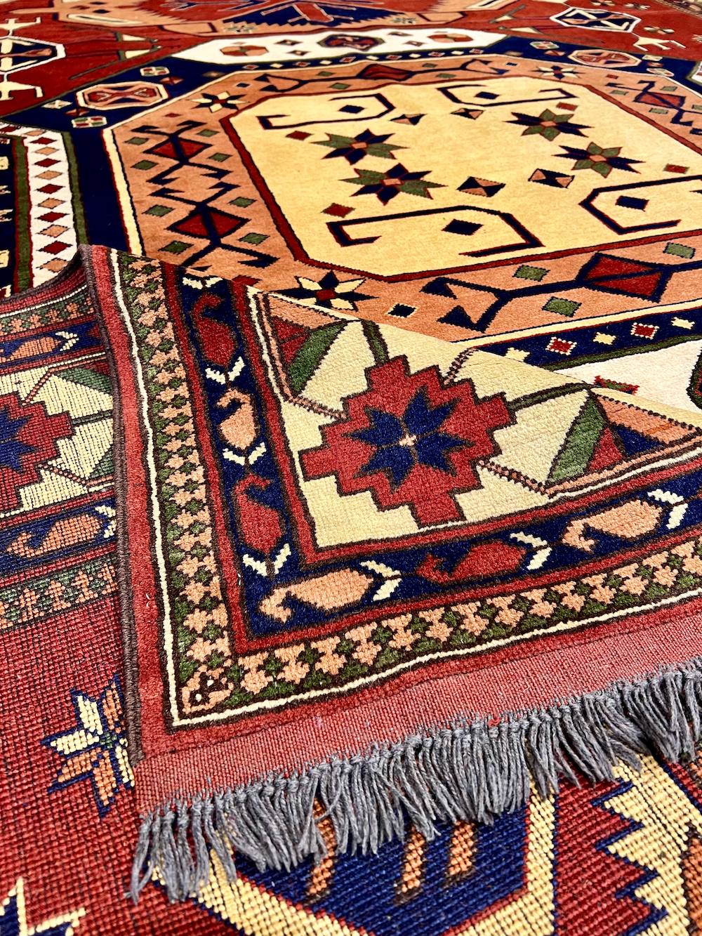 CHECHEN-D 3.18m x 2.45m
