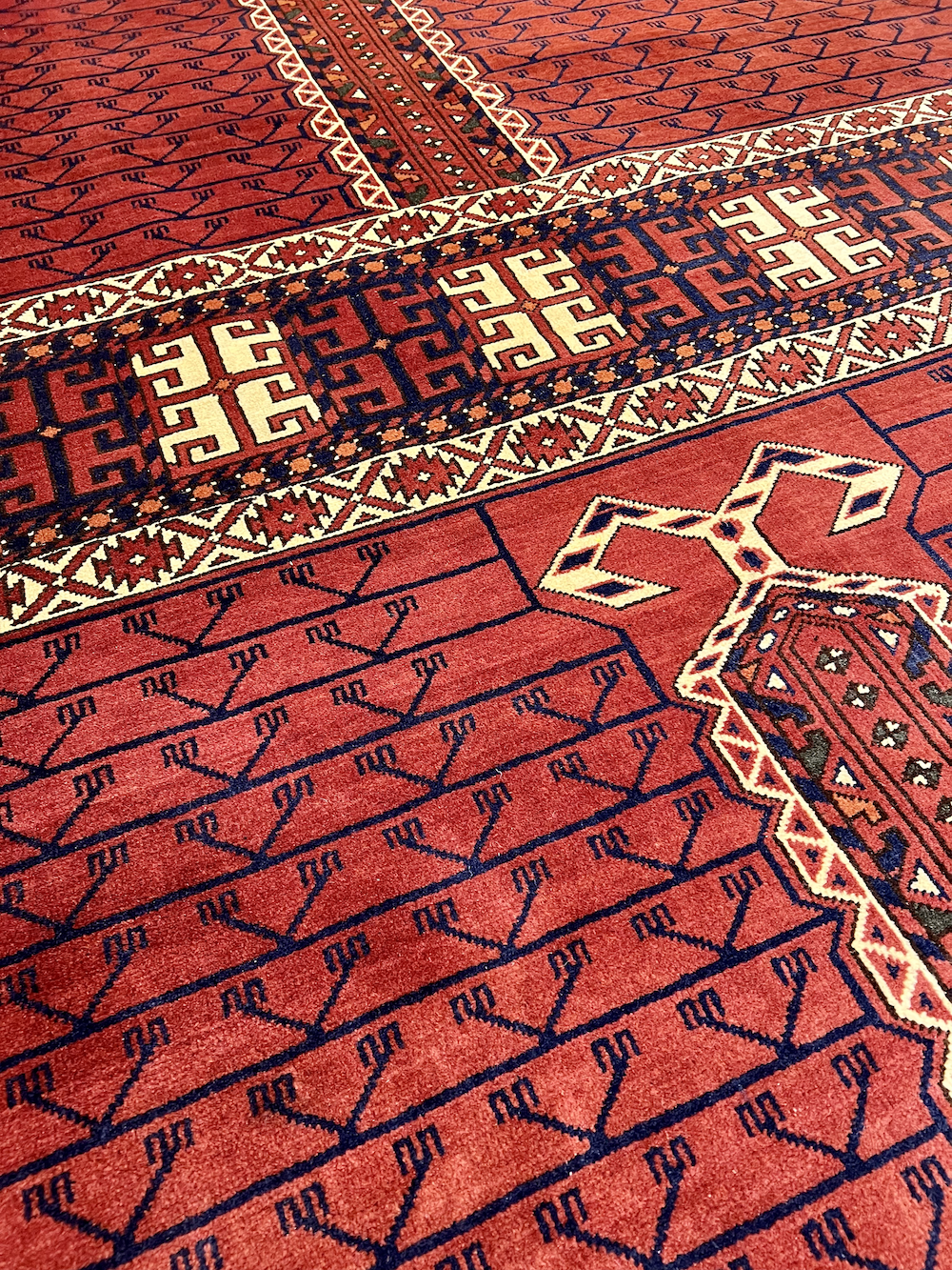 CHECHEN-E 3.20m x 2.45m