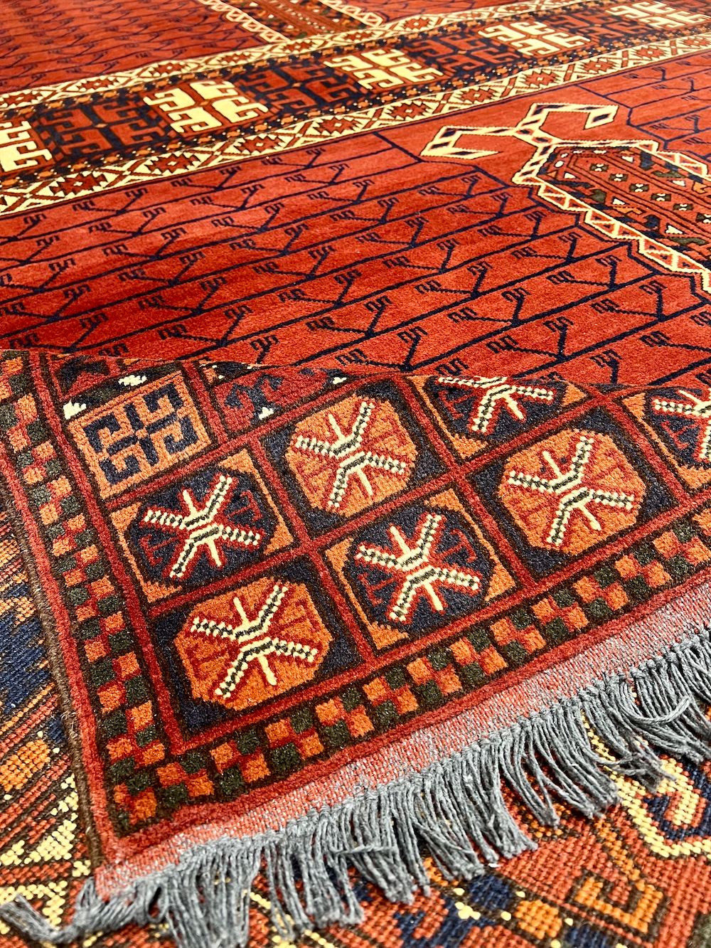 CHECHEN-E 3.20m x 2.45m