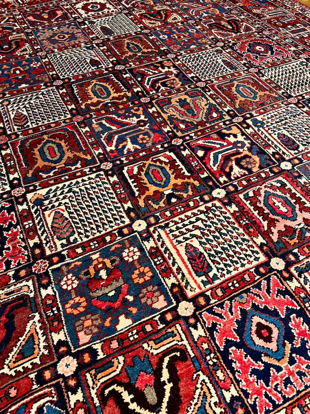 BAKHTIARI-G 3.60m x 2.95m