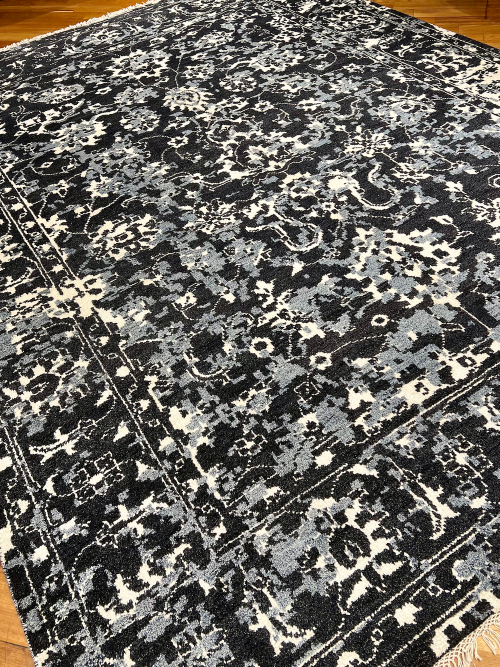 NEPAL SILK-K 4.00m x 3.00m