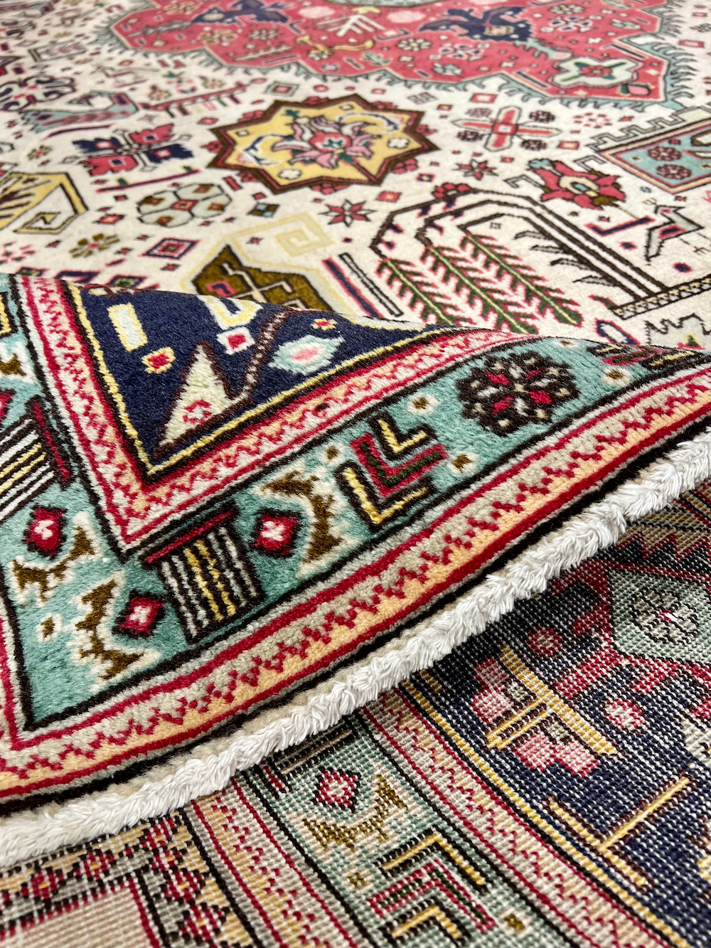 TABRIZ-F 3.86m x 3.10m